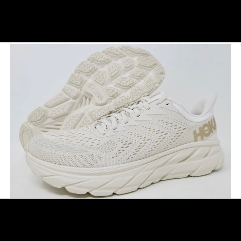 Hoka One One Women’s Clifton 7 (color: almond milk/bronze)